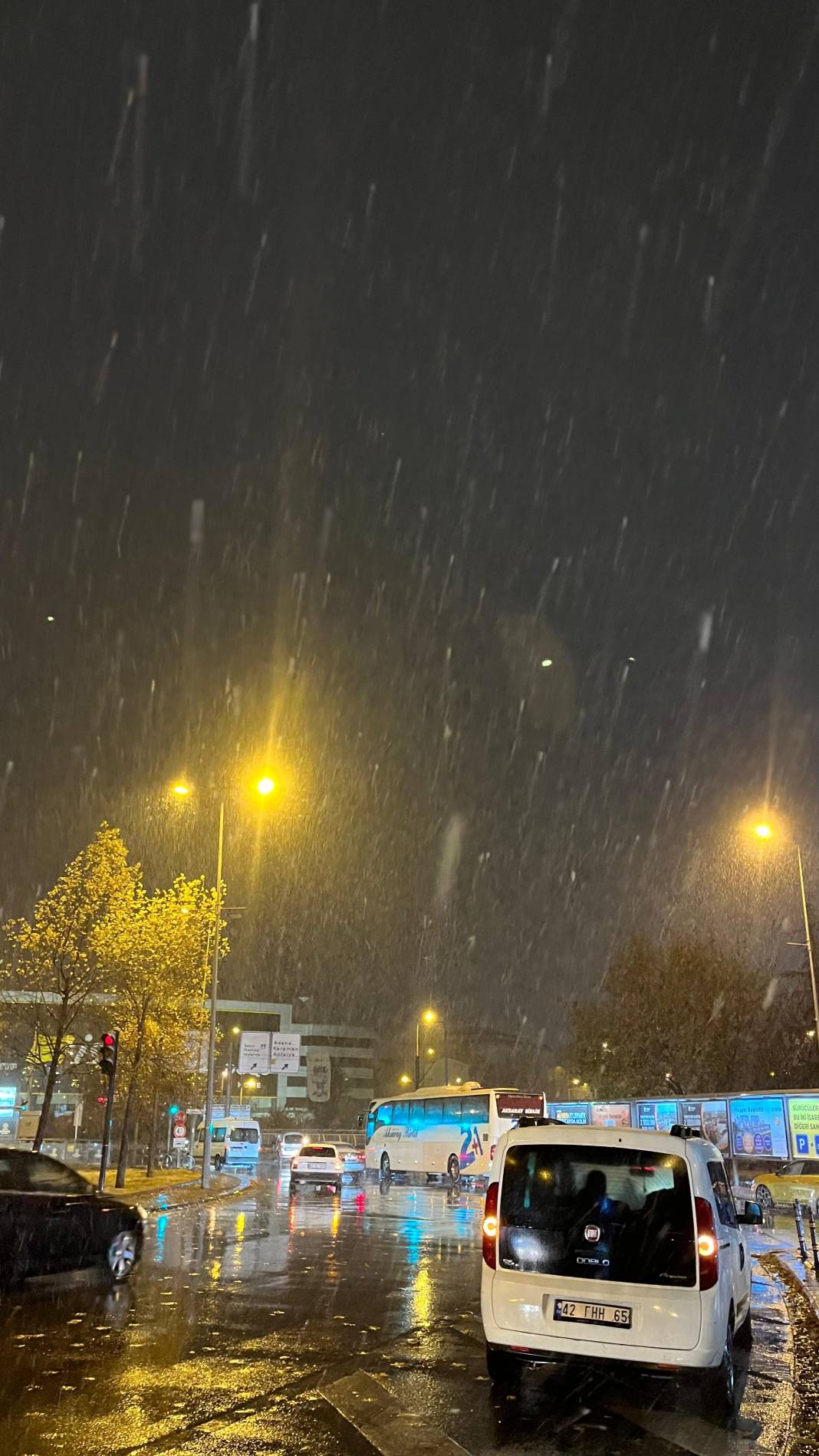 Konya'da özlenen manzara! Mevsimin ilk karı düştü 17